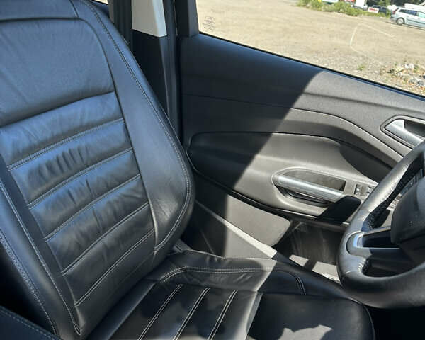 Черный Форд Эскейп, объемом двигателя 2 л и пробегом 111 тыс. км за 13300 $, фото 12 на Automoto.ua