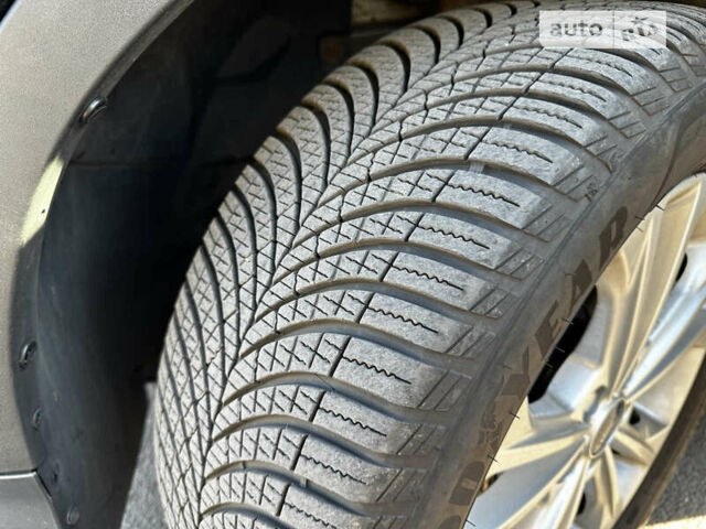 Черный Форд Эскейп, объемом двигателя 1.5 л и пробегом 128 тыс. км за 11300 $, фото 41 на Automoto.ua