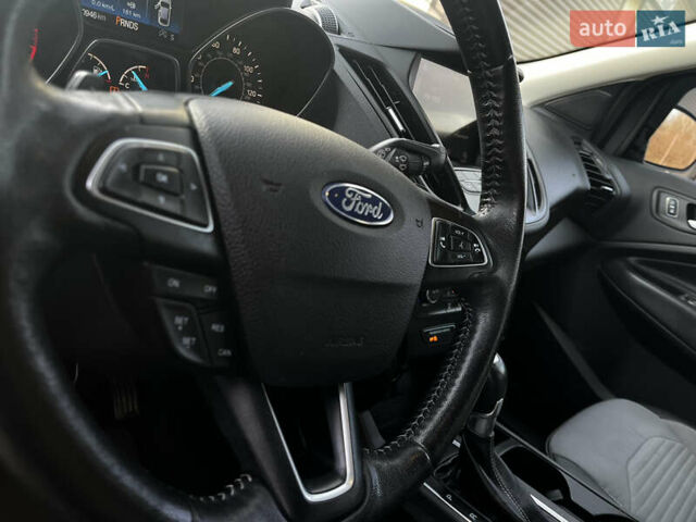 Черный Форд Эскейп, объемом двигателя 1.5 л и пробегом 151 тыс. км за 11990 $, фото 55 на Automoto.ua