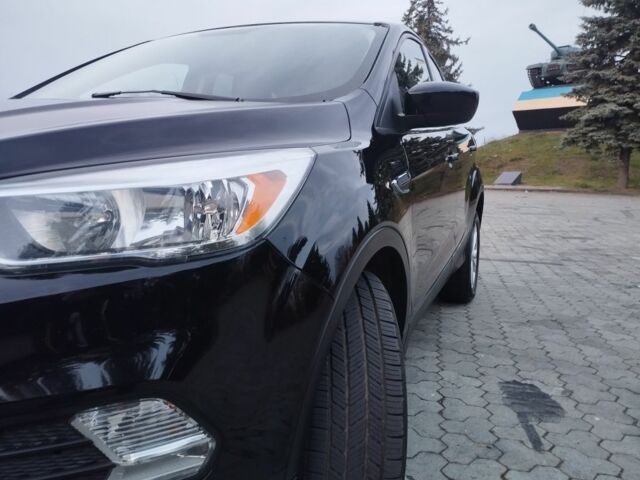 Чорний Форд Ескейп, об'ємом двигуна 1.5 л та пробігом 218 тис. км за 11300 $, фото 8 на Automoto.ua