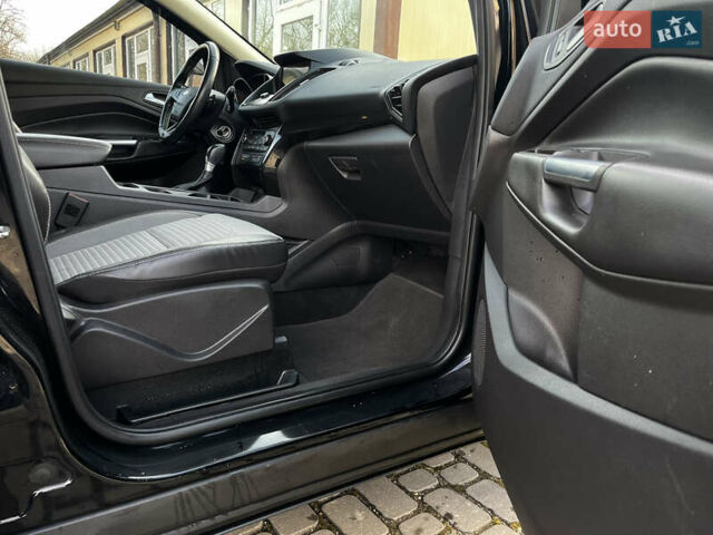 Черный Форд Эскейп, объемом двигателя 1.5 л и пробегом 151 тыс. км за 11990 $, фото 56 на Automoto.ua