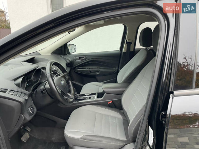 Черный Форд Эскейп, объемом двигателя 2.5 л и пробегом 197 тыс. км за 13000 $, фото 40 на Automoto.ua