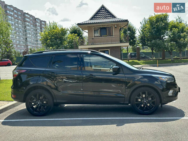 Чорний Форд Ескейп, об'ємом двигуна 1.5 л та пробігом 187 тис. км за 12999 $, фото 7 на Automoto.ua