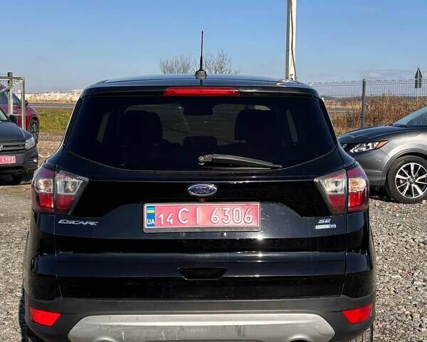 Черный Форд Эскейп, объемом двигателя 1.5 л и пробегом 192 тыс. км за 9999 $, фото 5 на Automoto.ua