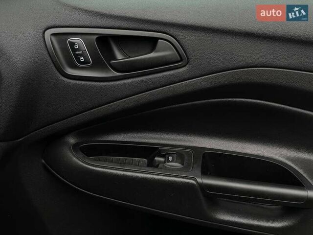 Черный Форд Эскейп, объемом двигателя 2.5 л и пробегом 164 тыс. км за 13198 $, фото 46 на Automoto.ua