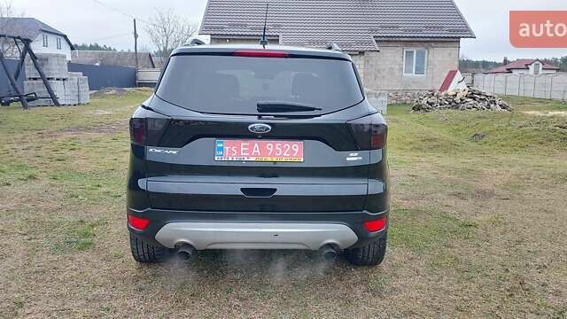Черный Форд Эскейп, объемом двигателя 1.5 л и пробегом 254 тыс. км за 10700 $, фото 8 на Automoto.ua