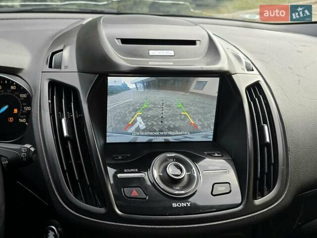 Черный Форд Эскейп, объемом двигателя 2 л и пробегом 110 тыс. км за 7800 $, фото 18 на Automoto.ua