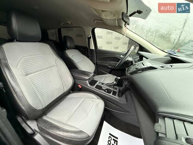 Чорний Форд Ескейп, об'ємом двигуна 2 л та пробігом 152 тис. км за 7500 $, фото 11 на Automoto.ua