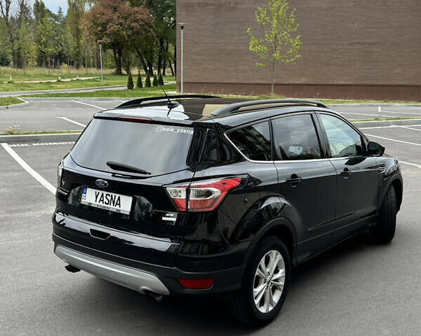 Форд Ескейп 2017 у Чернігові на Automoto.ua Чорний Форд Ескейп, об'ємом двигуна 1.5 л та пробігом 150 тис. км за 13500 $, фото 2 на Automoto.ua