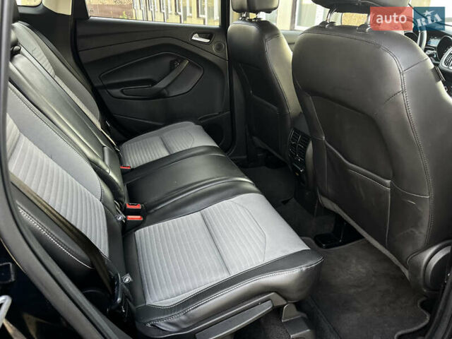 Черный Форд Эскейп, объемом двигателя 1.5 л и пробегом 151 тыс. км за 11990 $, фото 62 на Automoto.ua