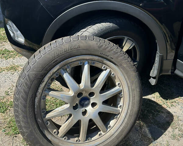 Черный Форд Эскейп, объемом двигателя 2 л и пробегом 111 тыс. км за 13300 $, фото 21 на Automoto.ua