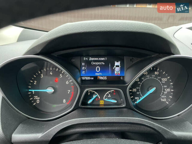 Черный Форд Эскейп, объемом двигателя 2.5 л и пробегом 197 тыс. км за 13000 $, фото 62 на Automoto.ua