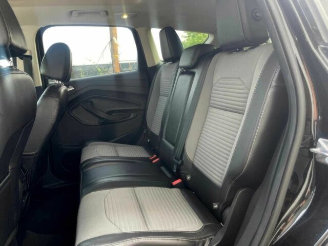 Форд Эскейп 2017 в Днепре (Днепропетровске) на Automoto.ua Черный Форд Эскейп, объемом двигателя 2 л и пробегом 66 тыс. км за 6000 $, фото 11 на Automoto.ua