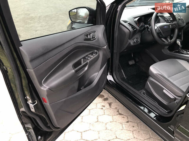 Черный Форд Эскейп, объемом двигателя 2.5 л и пробегом 187 тыс. км за 13990 $, фото 11 на Automoto.ua