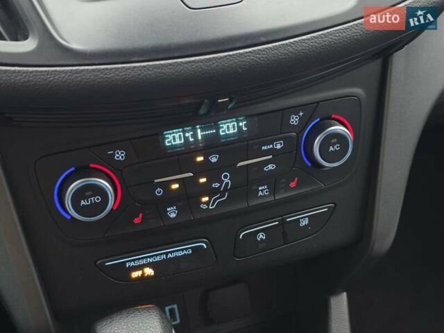 Черный Форд Эскейп, объемом двигателя 1.5 л и пробегом 86 тыс. км за 13999 $, фото 24 на Automoto.ua