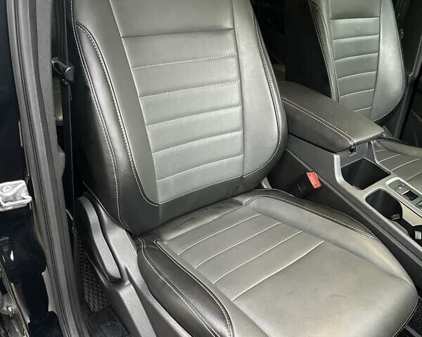 Черный Форд Эскейп, объемом двигателя 2.49 л и пробегом 129 тыс. км за 12450 $, фото 14 на Automoto.ua