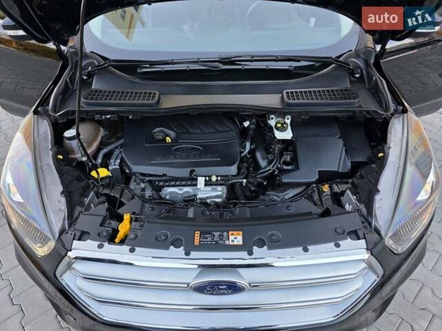 Черный Форд Эскейп, объемом двигателя 1.5 л и пробегом 106 тыс. км за 10999 $, фото 113 на Automoto.ua