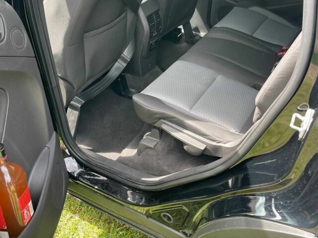 Черный Форд Эскейп, объемом двигателя 1.5 л и пробегом 240 тыс. км за 10400 $, фото 13 на Automoto.ua