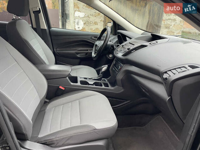 Черный Форд Эскейп, объемом двигателя 2.5 л и пробегом 197 тыс. км за 13000 $, фото 46 на Automoto.ua