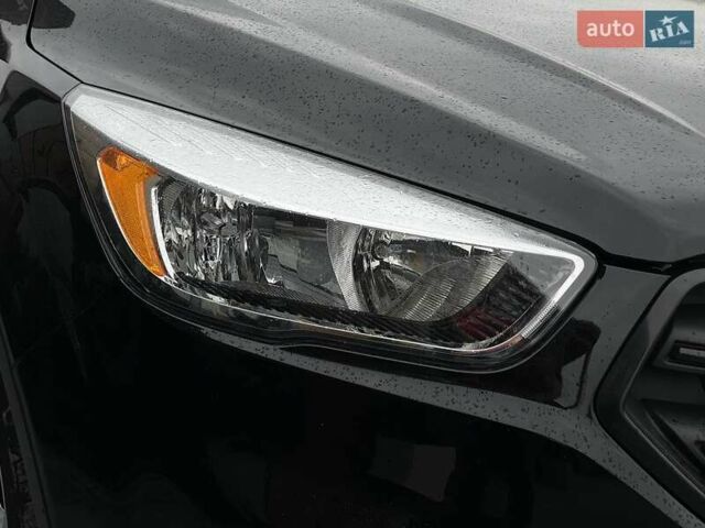 Черный Форд Эскейп, объемом двигателя 2.5 л и пробегом 164 тыс. км за 13198 $, фото 12 на Automoto.ua