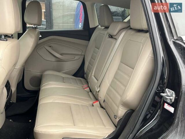 Черный Форд Эскейп, объемом двигателя 2 л и пробегом 194 тыс. км за 9600 $, фото 23 на Automoto.ua