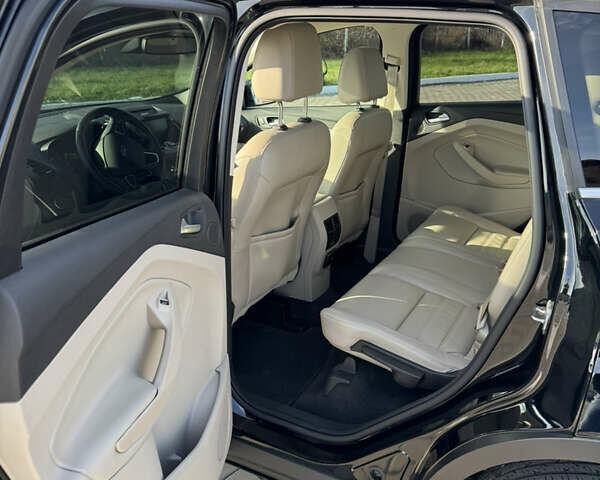 Черный Форд Эскейп, объемом двигателя 2 л и пробегом 33 тыс. км за 17000 $, фото 46 на Automoto.ua