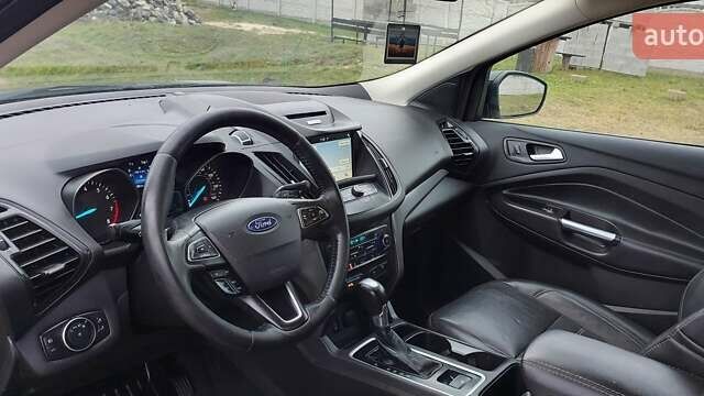 Черный Форд Эскейп, объемом двигателя 1.5 л и пробегом 254 тыс. км за 10700 $, фото 14 на Automoto.ua