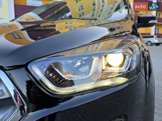 Черный Форд Эскейп, объемом двигателя 1.5 л и пробегом 106 тыс. км за 10999 $, фото 51 на Automoto.ua