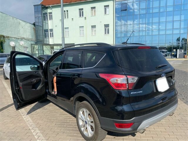 Чорний Форд Ескейп, об'ємом двигуна 1.5 л та пробігом 150 тис. км за 12300 $, фото 3 на Automoto.ua