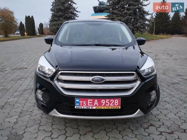 Чорний Форд Ескейп, об'ємом двигуна 1.5 л та пробігом 218 тис. км за 11000 $, фото 1 на Automoto.ua