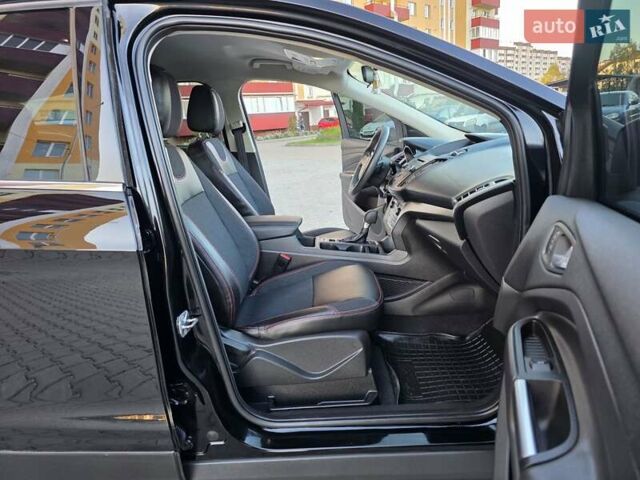 Черный Форд Эскейп, объемом двигателя 1.5 л и пробегом 106 тыс. км за 10999 $, фото 84 на Automoto.ua