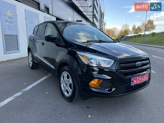 Форд Эскейп 2017 в Киеве на Automoto.ua Черный Форд Эскейп, объемом двигателя 2.5 л и пробегом 98 тыс. км за 13500 $, фото 10 на Automoto.ua
