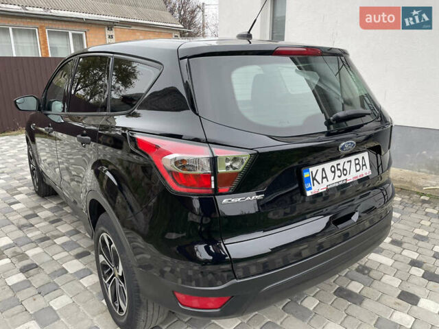 Черный Форд Эскейп, объемом двигателя 2.5 л и пробегом 197 тыс. км за 13000 $, фото 35 на Automoto.ua