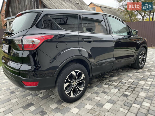 Черный Форд Эскейп, объемом двигателя 2.5 л и пробегом 197 тыс. км за 13000 $, фото 9 на Automoto.ua