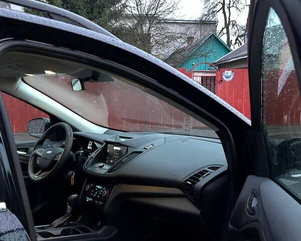 Чорний Форд Ескейп, об'ємом двигуна 1.5 л та пробігом 234 тис. км за 10899 $, фото 9 на Automoto.ua