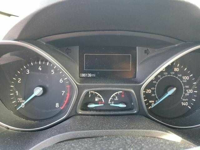 Черный Форд Эскейп, объемом двигателя 1.5 л и пробегом 86 тыс. км за 2000 $, фото 8 на Automoto.ua