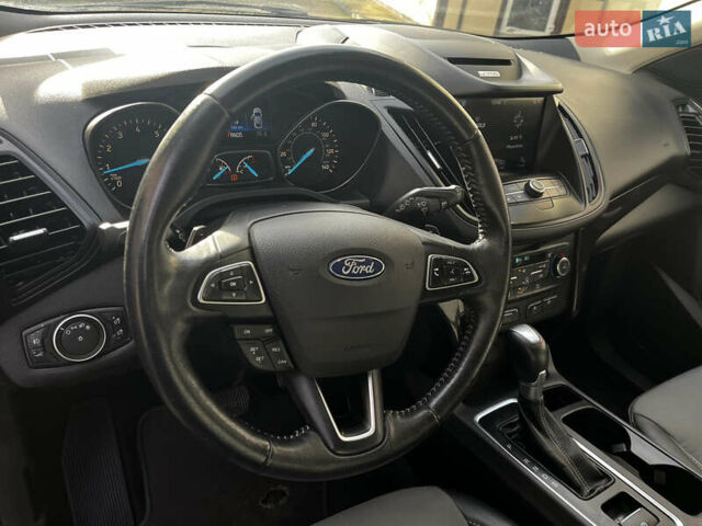 Черный Форд Эскейп, объемом двигателя 1.5 л и пробегом 151 тыс. км за 11990 $, фото 48 на Automoto.ua