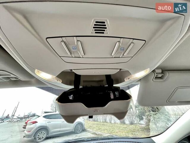 Чорний Форд Ескейп, об'ємом двигуна 2 л та пробігом 83 тис. км за 16900 $, фото 32 на Automoto.ua