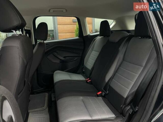 Черный Форд Эскейп, объемом двигателя 2.5 л и пробегом 164 тыс. км за 13198 $, фото 43 на Automoto.ua