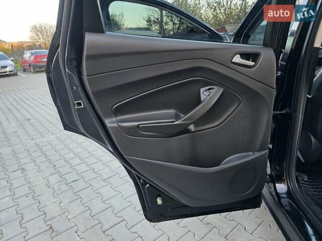 Черный Форд Эскейп, объемом двигателя 1.5 л и пробегом 106 тыс. км за 10999 $, фото 99 на Automoto.ua