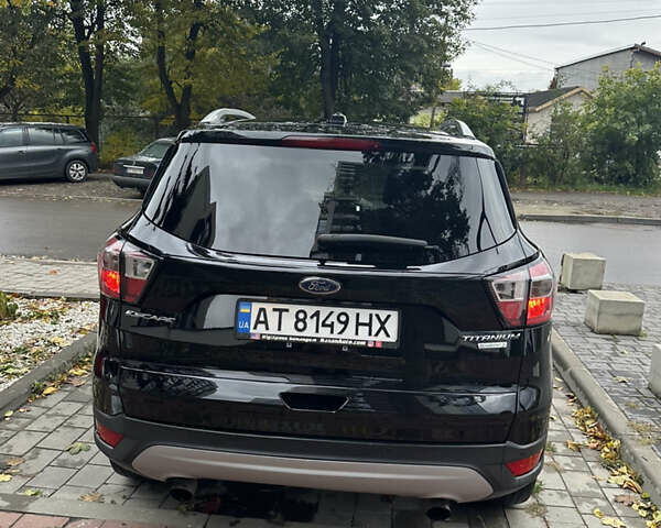 Чорний Форд Ескейп, об'ємом двигуна 2 л та пробігом 208 тис. км за 10700 $, фото 6 на Automoto.ua