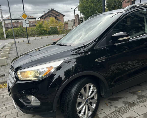 Чорний Форд Ескейп, об'ємом двигуна 2 л та пробігом 208 тис. км за 10700 $, фото 12 на Automoto.ua
