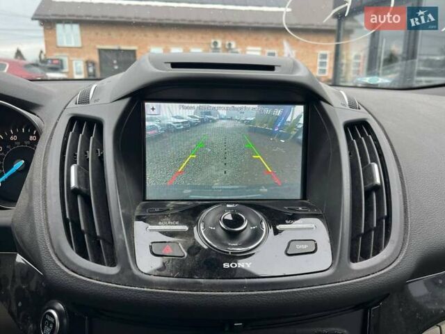 Черный Форд Эскейп, объемом двигателя 2 л и пробегом 194 тыс. км за 9600 $, фото 17 на Automoto.ua