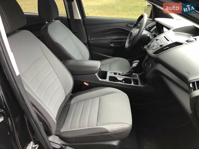 Черный Форд Эскейп, объемом двигателя 2.5 л и пробегом 187 тыс. км за 13800 $, фото 12 на Automoto.ua