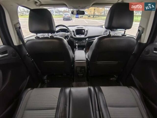 Черный Форд Эскейп, объемом двигателя 2 л и пробегом 232 тыс. км за 10000 $, фото 19 на Automoto.ua