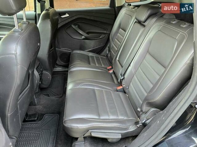 Черный Форд Эскейп, объемом двигателя 2 л и пробегом 110 тыс. км за 7800 $, фото 10 на Automoto.ua