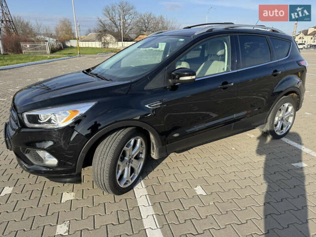 Черный Форд Эскейп, объемом двигателя 2 л и пробегом 33 тыс. км за 17000 $, фото 11 на Automoto.ua