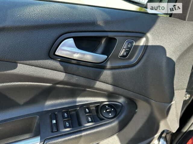 Черный Форд Эскейп, объемом двигателя 1.5 л и пробегом 128 тыс. км за 11300 $, фото 28 на Automoto.ua