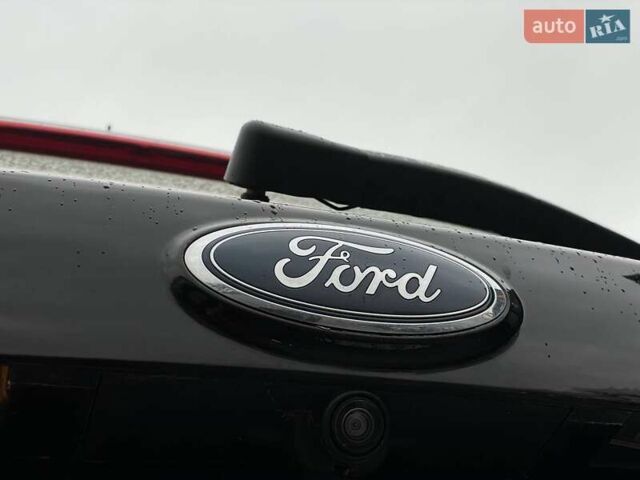 Черный Форд Эскейп, объемом двигателя 2.5 л и пробегом 164 тыс. км за 13198 $, фото 16 на Automoto.ua