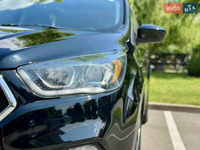 Чорний Форд Ескейп, об'ємом двигуна 1.5 л та пробігом 187 тис. км за 12999 $, фото 9 на Automoto.ua